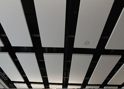 askılı yüzer tavan panelli uygulaması